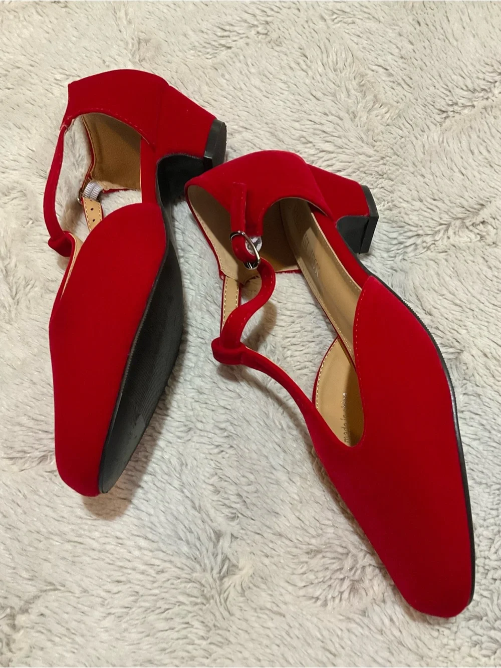 Maiernisi Jessi red velvet